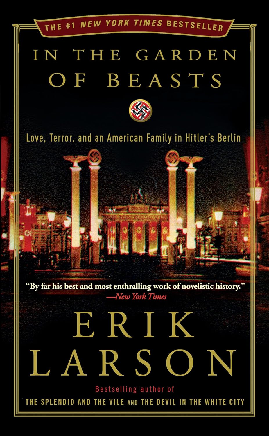 Book cover of 'In the Garden of Beasts' by Erik Larson