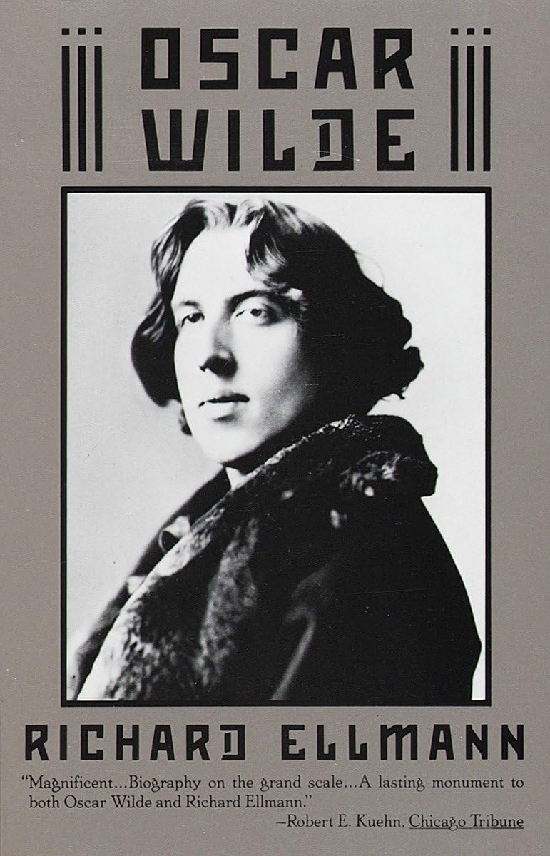 Book cover of 'Oscar Wilde' by Richard Ellmann with a portrait of Oscar Wilde.