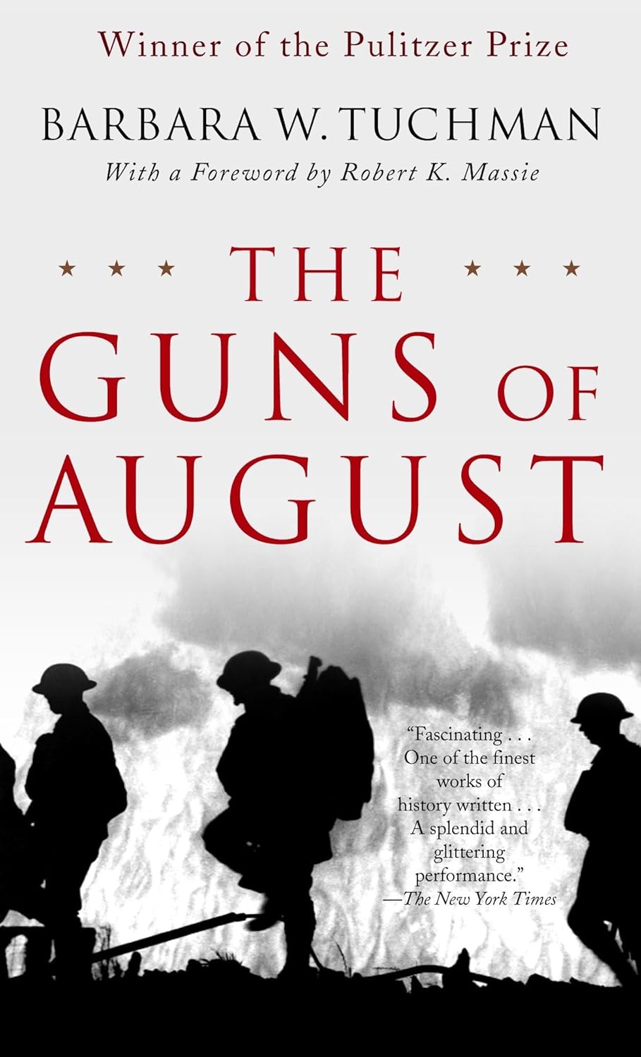 Book cover of 'The Guns of August' with silhouettes of soldiers and text about the Pulitzer Prize.