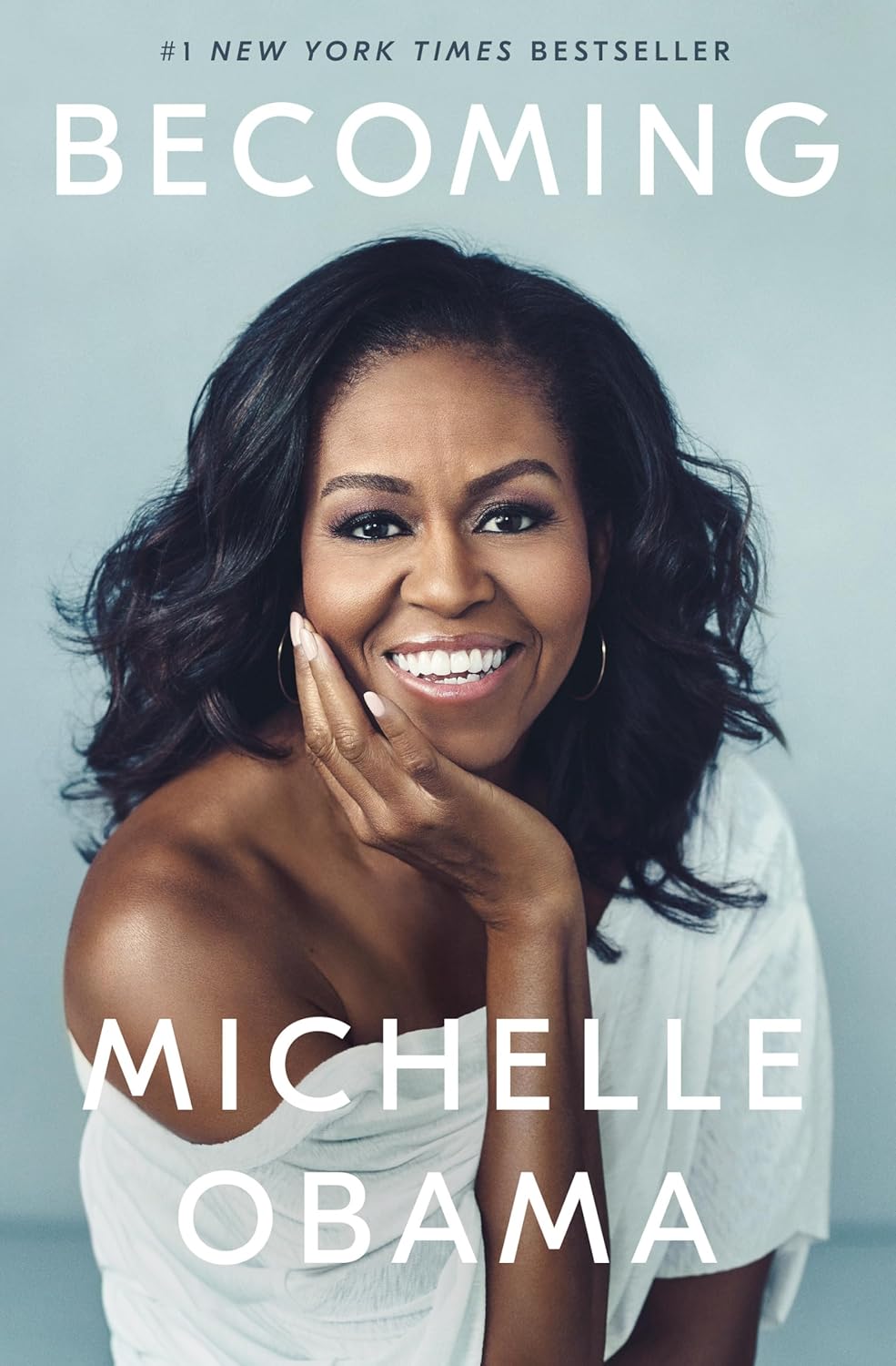 Book cover of 'Becoming' by Michelle Obama with a portrait of the author.