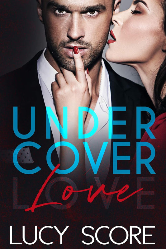 Book cover of 'Undercover Love' by Lucy Score