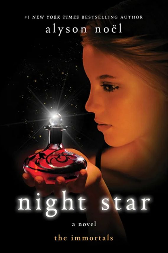 Night Star
Book by Alyson Noël